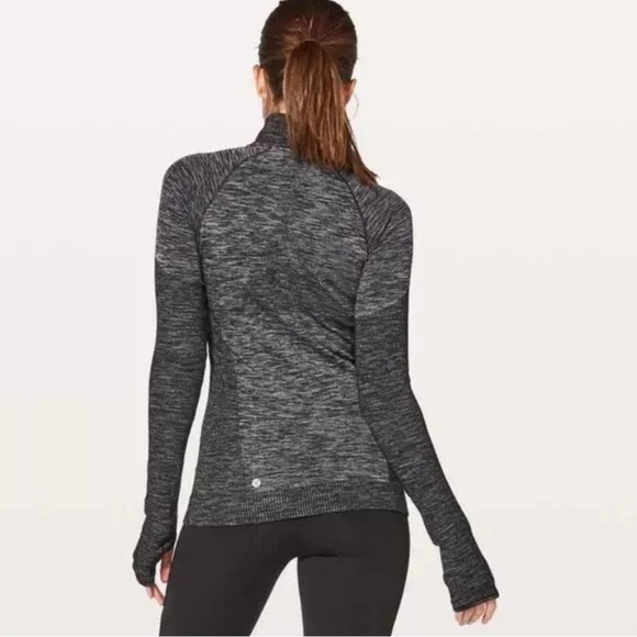 Lululemon Swiftly Wool 1/2 Zip Thermo 4-Way Stretch Shirt Women Sz 4 Black White - Picture 10 of 10